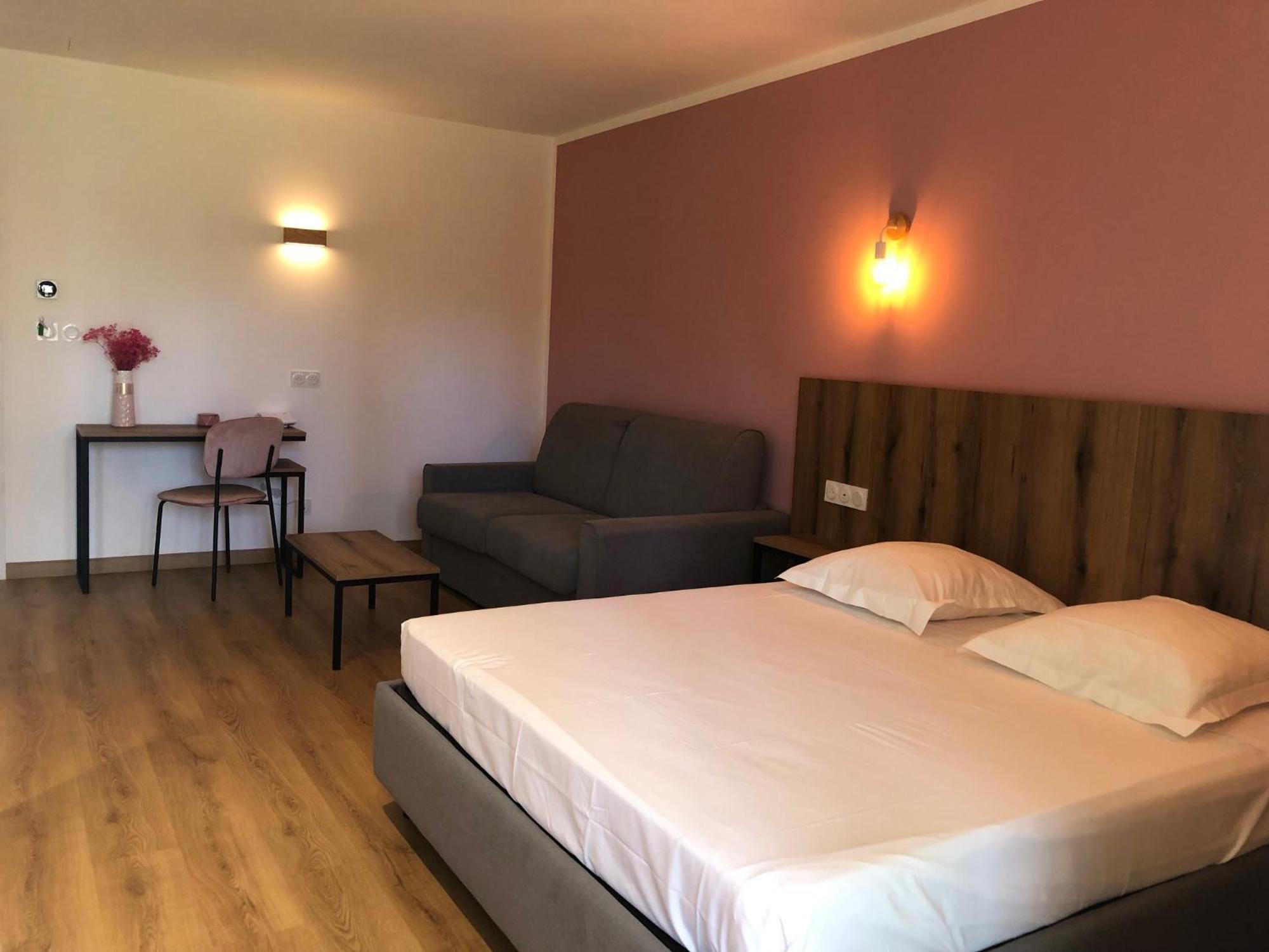 Auberge Les Oliviers Lucciana  Ngoại thất bức ảnh