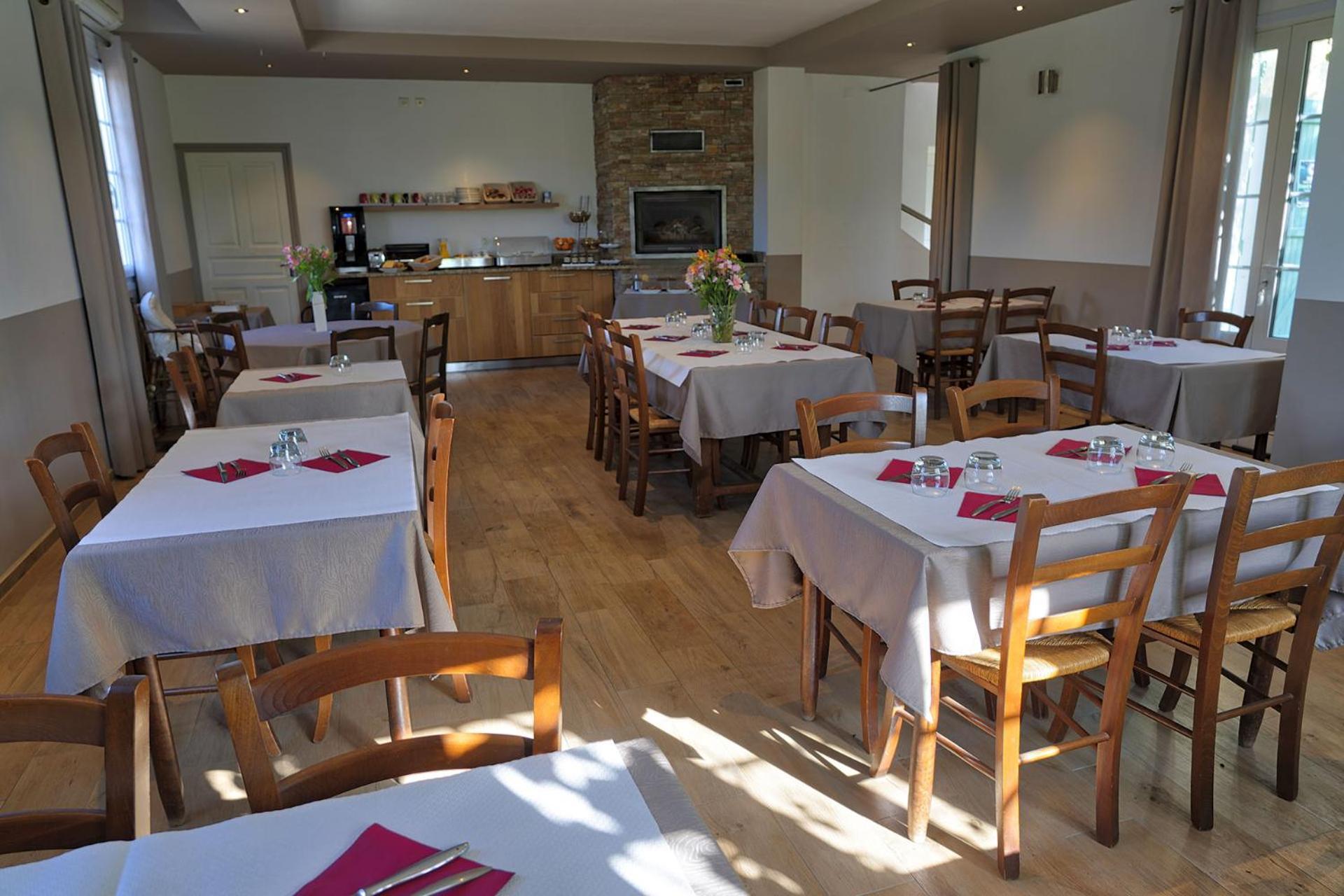 Auberge Les Oliviers Lucciana  Ngoại thất bức ảnh