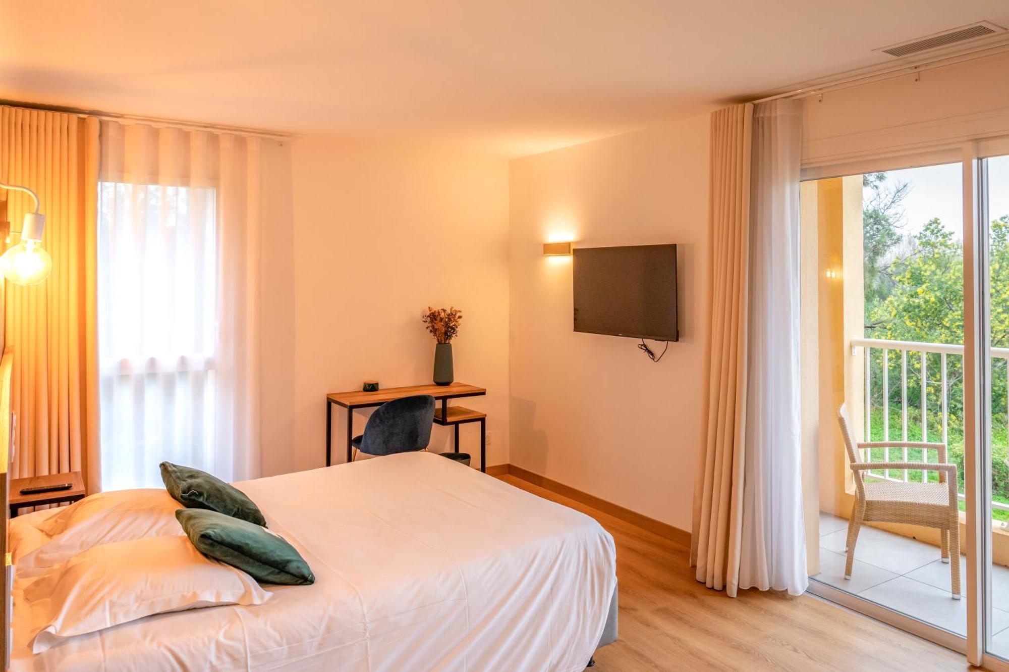 Auberge Les Oliviers Lucciana  Ngoại thất bức ảnh